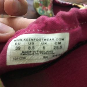Keen Shoes - Keen 8.5 ballet flats - ADORABLE! Keen Shoes - Keen 8.5 ballet flats - ADORABLE!